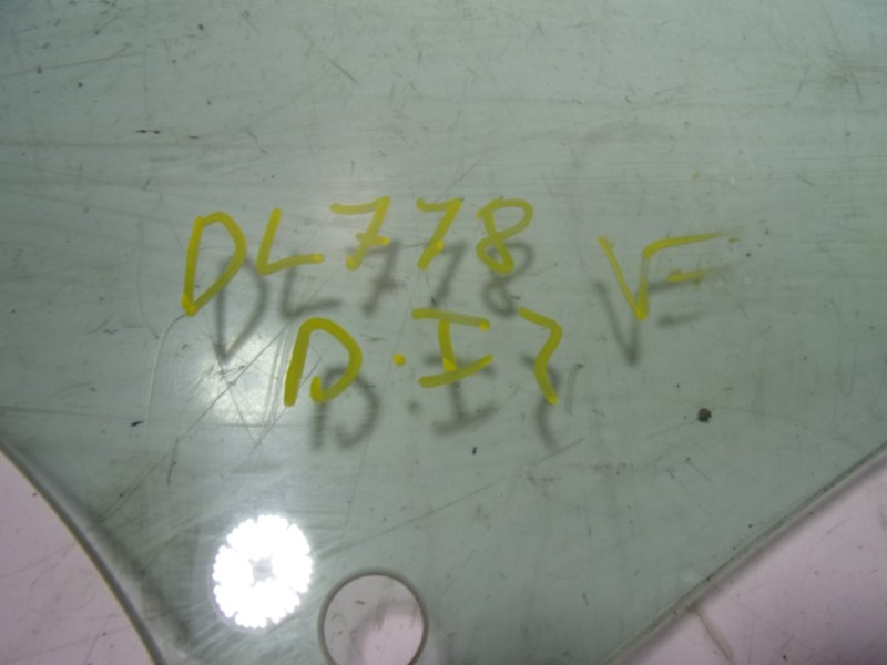 Recambio de cristal puerta delantero izquierdo para audi a1 (8xk) 1.0 tfsi referencia OEM IAM 8X4845201  