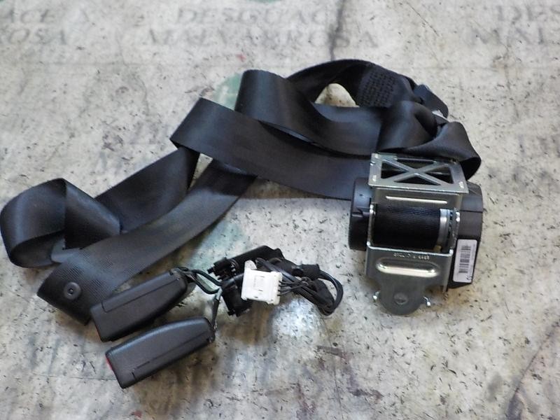 Recambio de cinturon seguridad trasero derecho para peugeot 508 access referencia OEM IAM 8976J1  