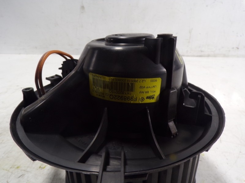 Recambio de motor calefaccion para volkswagen caddy furgón/kombi maxi kombi bmt referencia OEM IAM 1K1820015P  