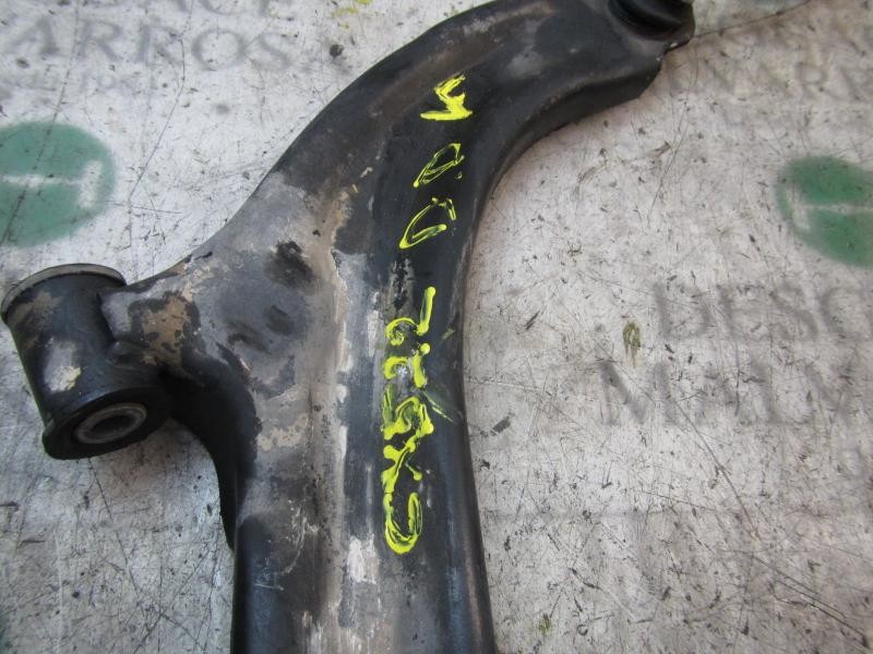 Recambio de brazo suspension inferior delantero derecho para renault clio iii confort expression referencia OEM IAM   
