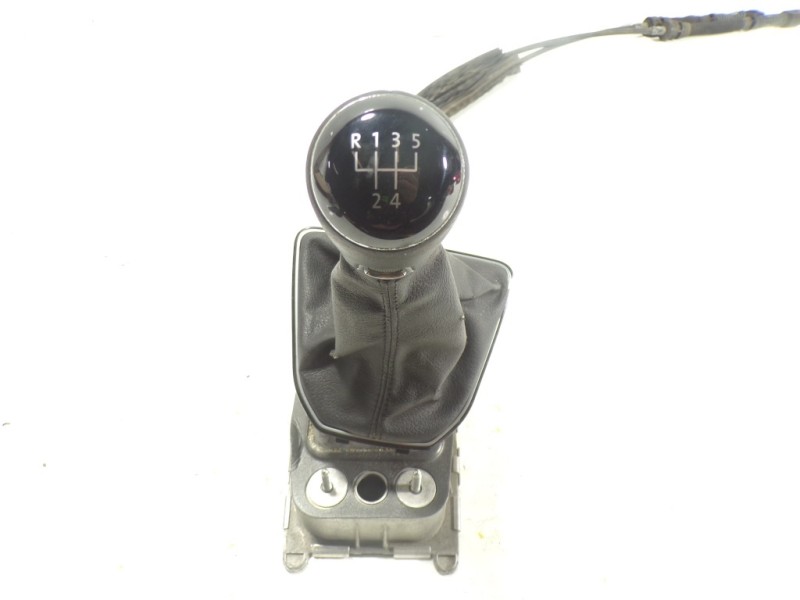 Recambio de palanca cambio para volkswagen caddy furgón/kombi maxi kombi bmt referencia OEM IAM 1K0711050A  