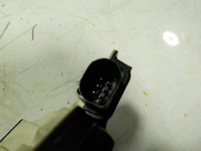 Recambio de cerradura puerta delantera derecha para seat ibiza (6j5) 1.4tdi 55kw referencia OEM IAM 5N1837016F 5N1837016F 