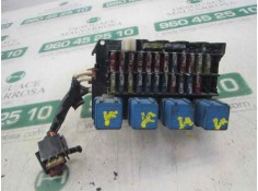 Recambio de caja reles / fusibles para nissan terrano/terrano.ii (r20) 2.7 turbodiesel referencia OEM IAM    2
