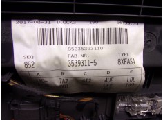 Recambio de guantera para audi a1 (8xk) 1.0 tfsi referencia OEM IAM 8X18571244PK  8X18571044PK 2