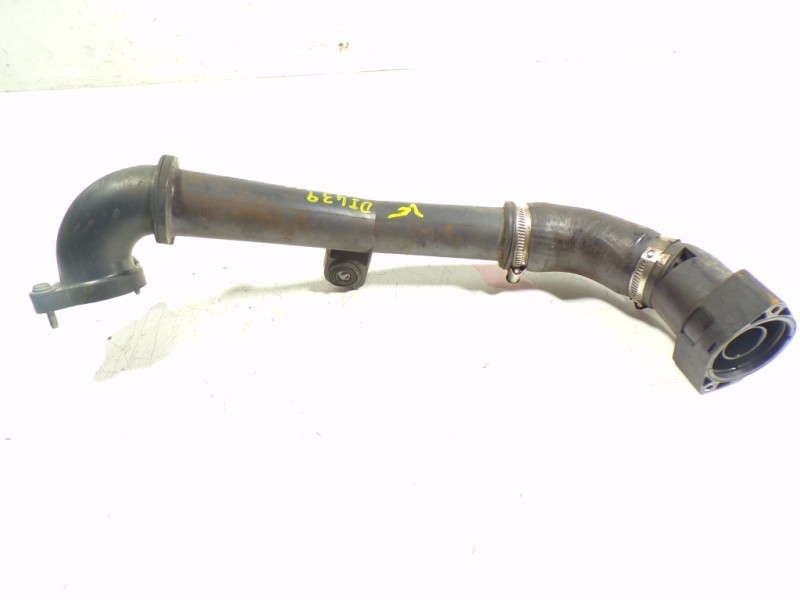 Recambio de tubo intercooler para volkswagen caddy furgón/kombi maxi kombi bmt referencia OEM IAM 04L145762CC 04L145770S 