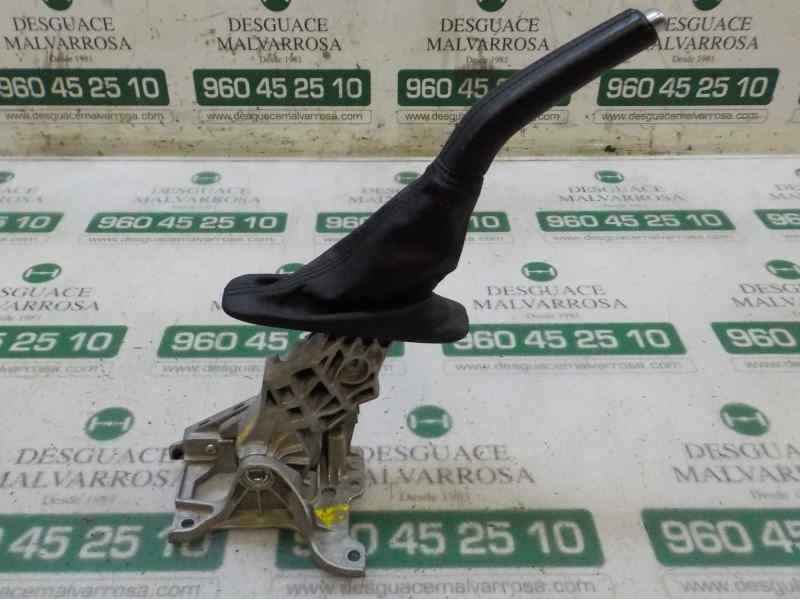 Recambio de palanca freno de mano para volvo v40 2.0 diesel cat referencia OEM IAM 31381647  