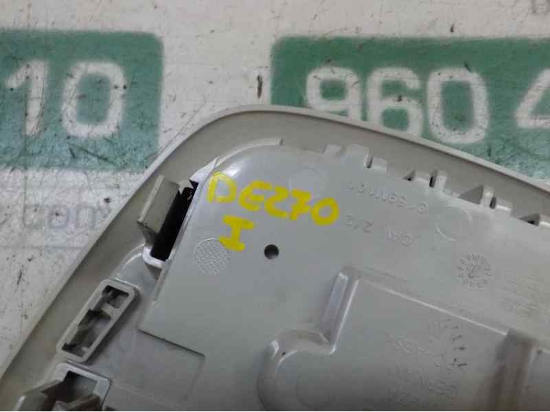 Recambio de piloto interior para volvo v40 2.0 diesel cat referencia OEM IAM 39825831  