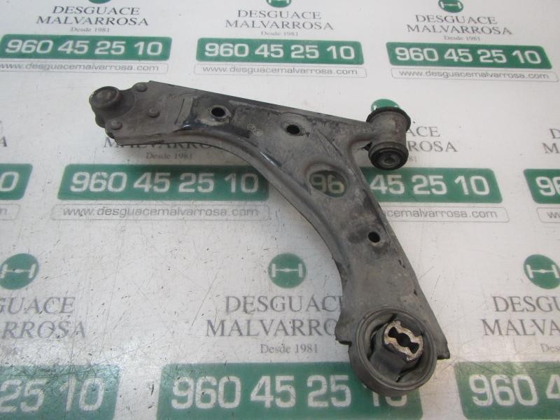 Recambio de brazo suspension inferior delantero derecho para peugeot bipper 1.4 hdi referencia OEM IAM   