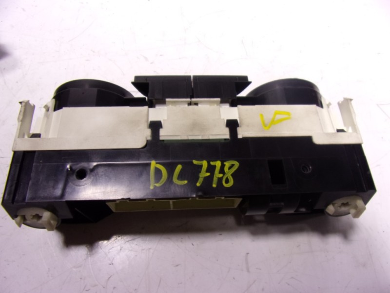 Recambio de mando calefaccion / aire acondicionado para audi a1 (8xk) 1.0 tfsi referencia OEM IAM 8XA820045A 8XA820045A 