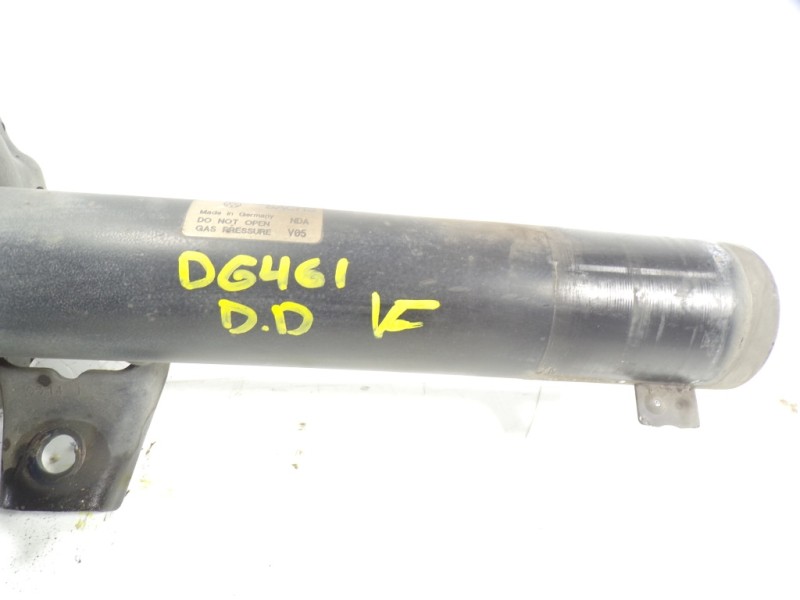 Recambio de amortiguador delantero derecho para volkswagen cc (358) 2.0 tdi referencia OEM IAM 3C0413031AJ 3C0413031AJ 