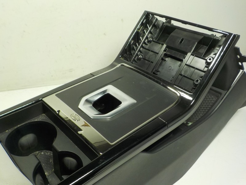 Recambio de apoyabrazos central para land rover range rover evoque evoque referencia OEM IAM LR131181  LR135513