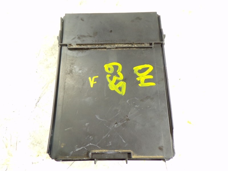 Recambio de caja reles / fusibles para nissan micra (k13) 1.2 cat referencia OEM IAM 284B71HR0C 284B71HR0C 