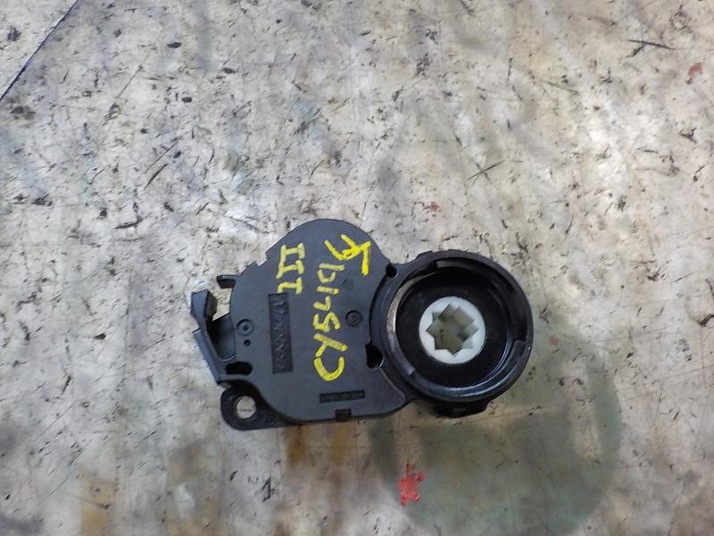 Recambio de motor apertura trampillas climatizador para peugeot 508 access referencia OEM IAM 6479E7  