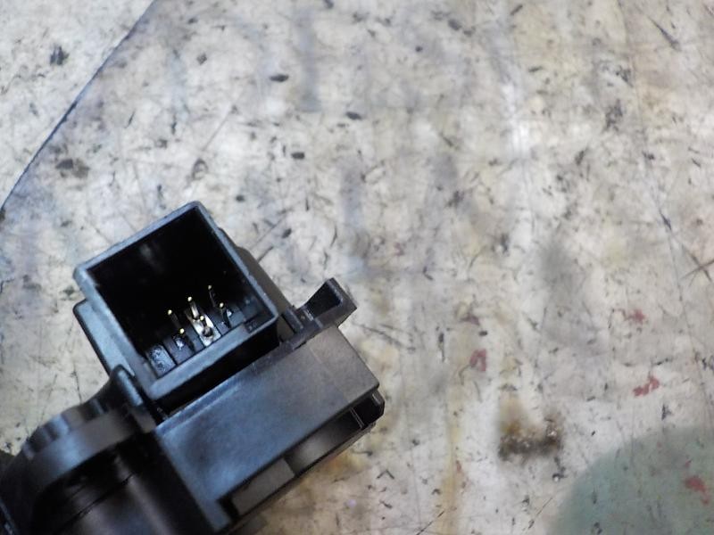 Recambio de motor apertura trampillas climatizador para peugeot 508 access referencia OEM IAM 6479E7  