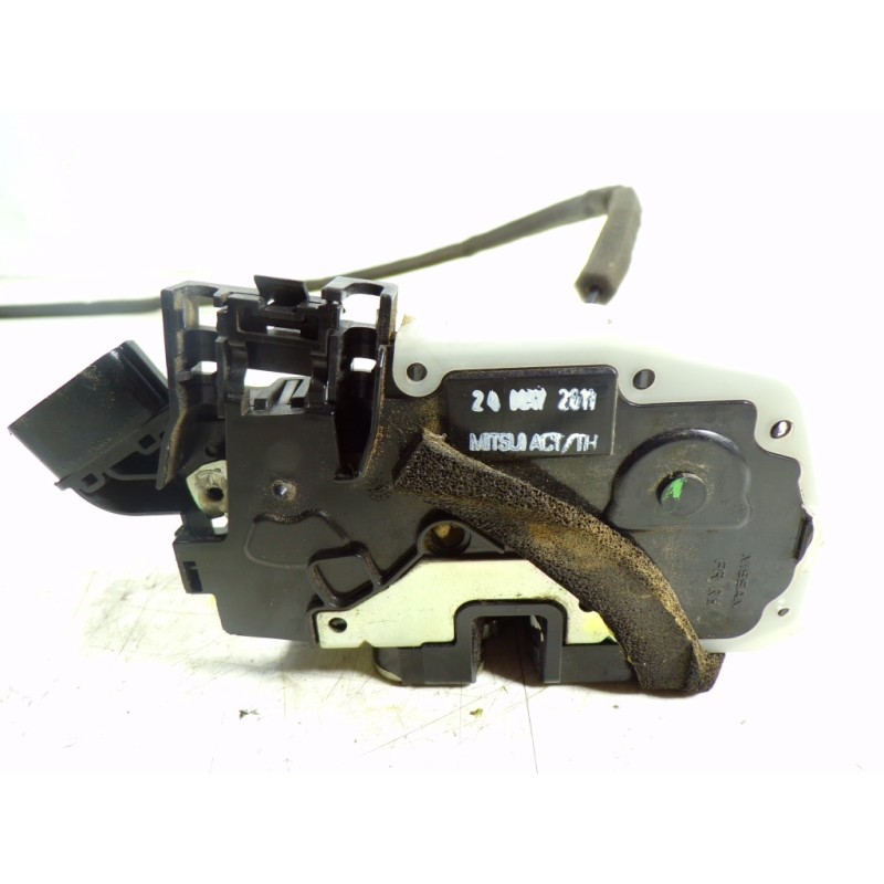 Recambio de cerradura puerta delantera derecha para nissan micra (k13) 1.2 cat referencia OEM IAM 805001HH0A Y2613510 Y2613510