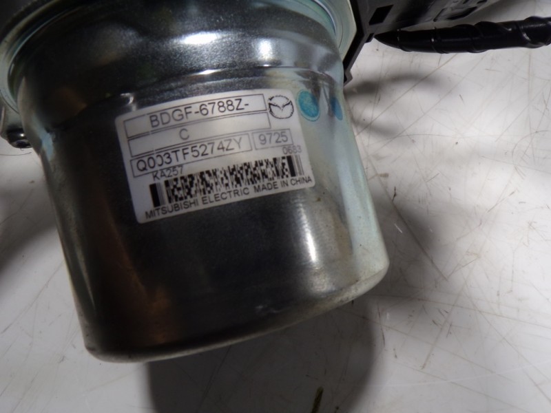 Recambio de columna direccion para mazda 3 berlina (bp) evolution referencia OEM IAM  BCWB32100G 