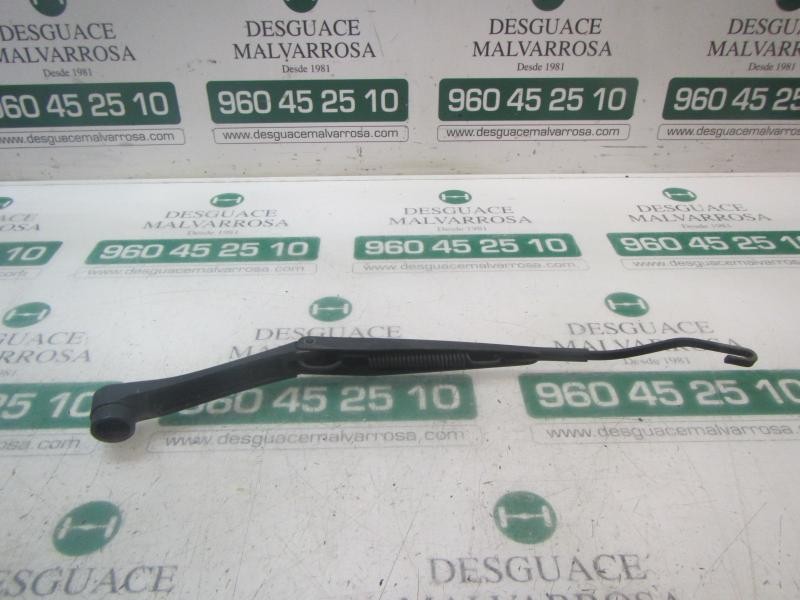 Recambio de brazo limpia delantero izquierdo para hyundai i10 classic referencia OEM IAM 983100X000  