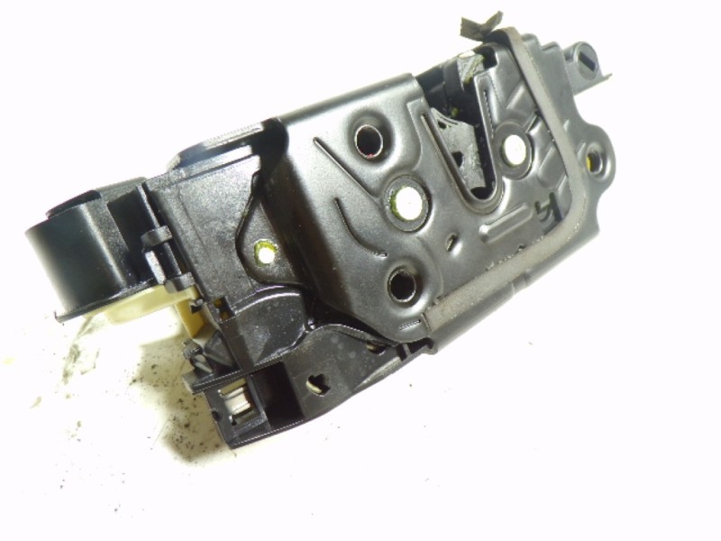 Recambio de cerradura puerta delantera derecha para volkswagen cc (358) 2.0 tdi referencia OEM IAM 5N1837016F 5N1837016F 