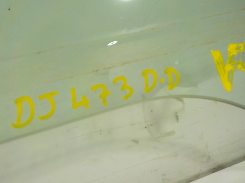 Recambio de cristal puerta delantero derecho para mazda 3 berlina (bp) evolution referencia OEM IAM   