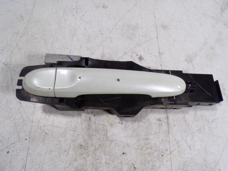 Recambio de maneta exterior delantera derecha para nissan micra (k13) 1.2 cat referencia OEM IAM 826401HB1C  