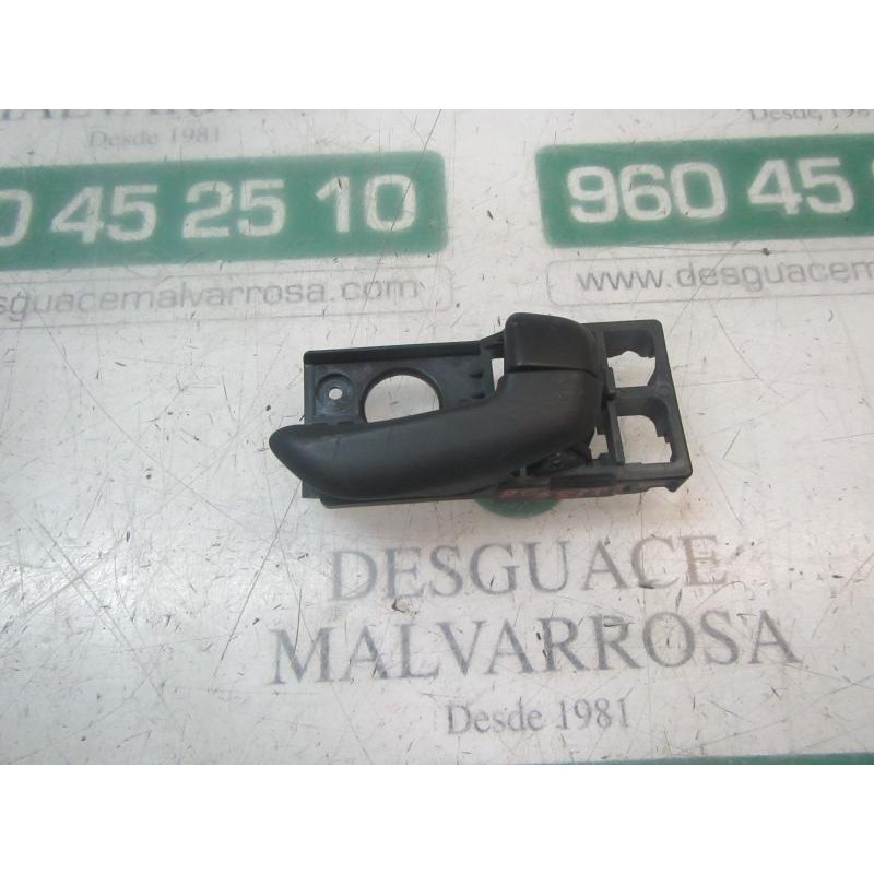 Recambio de maneta interior trasera derecha para hyundai i10 classic referencia OEM IAM 826200X0004X  