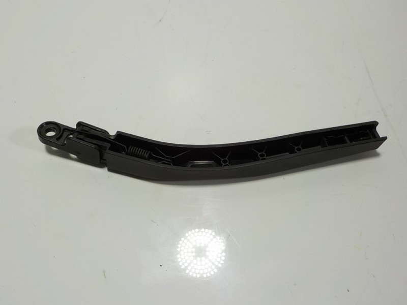 Recambio de brazo limpia trasero para land rover range rover evoque evoque referencia OEM IAM LR117658  