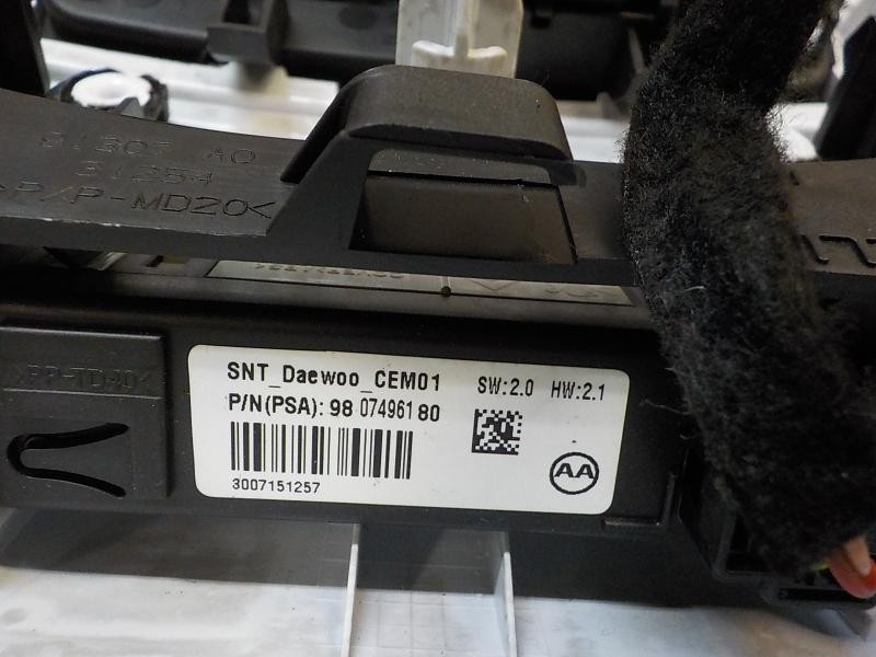 Recambio de piloto interior para peugeot 508 access referencia OEM IAM 98027660XT  