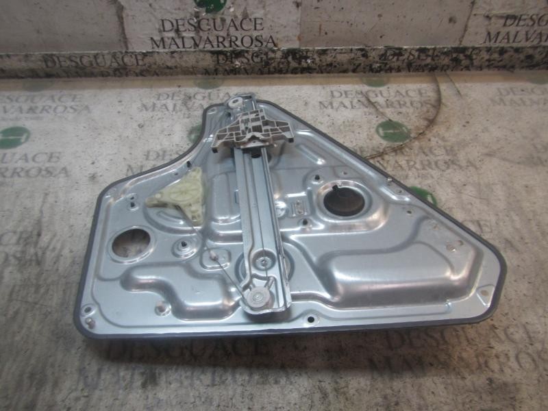 Recambio de elevalunas trasero derecho para hyundai ix20 1.6 crdi cat referencia OEM IAM 834811K010  