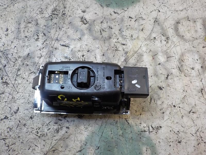 Recambio de piloto interior para peugeot 508 access referencia OEM IAM 98028697XT  