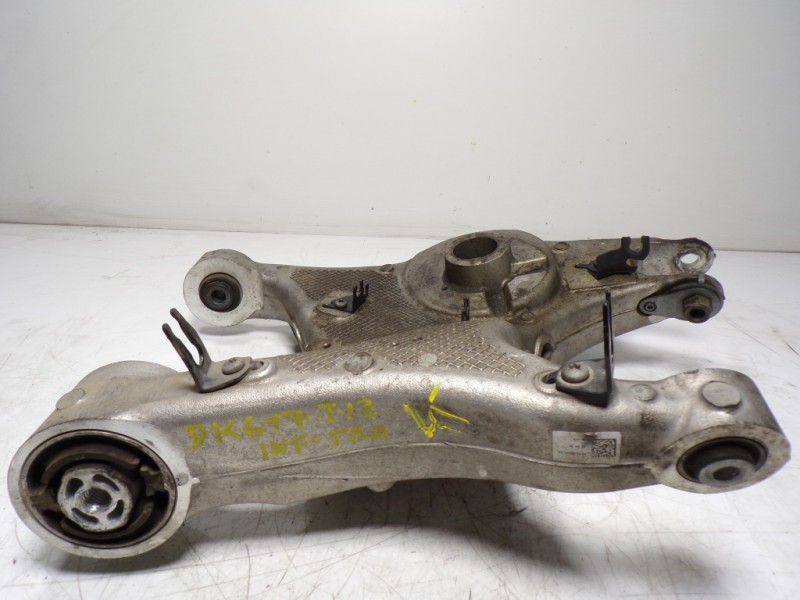 Recambio de brazo suspension inferior trasero izquierdo para land rover range rover evoque evoque referencia OEM IAM LR098944  