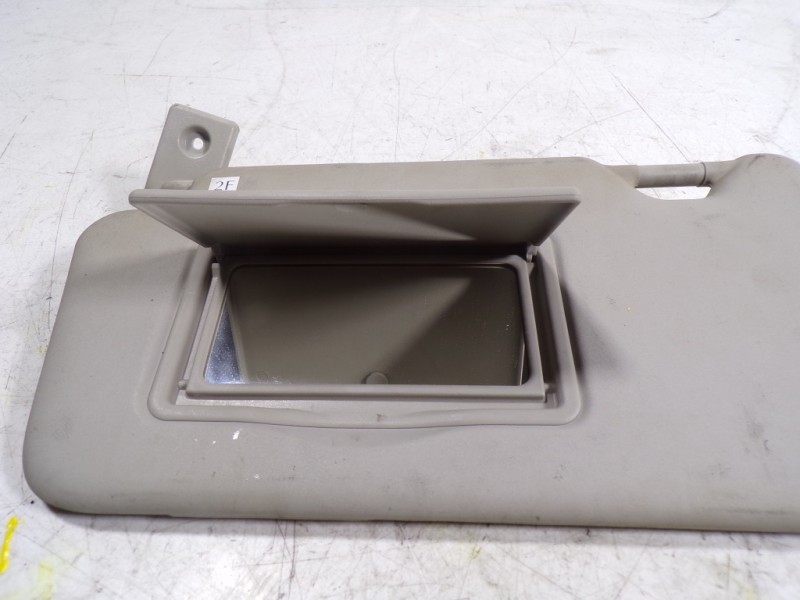 Recambio de parasol izquierdo para nissan micra (k13) 1.2 cat referencia OEM IAM 964011HB1A  