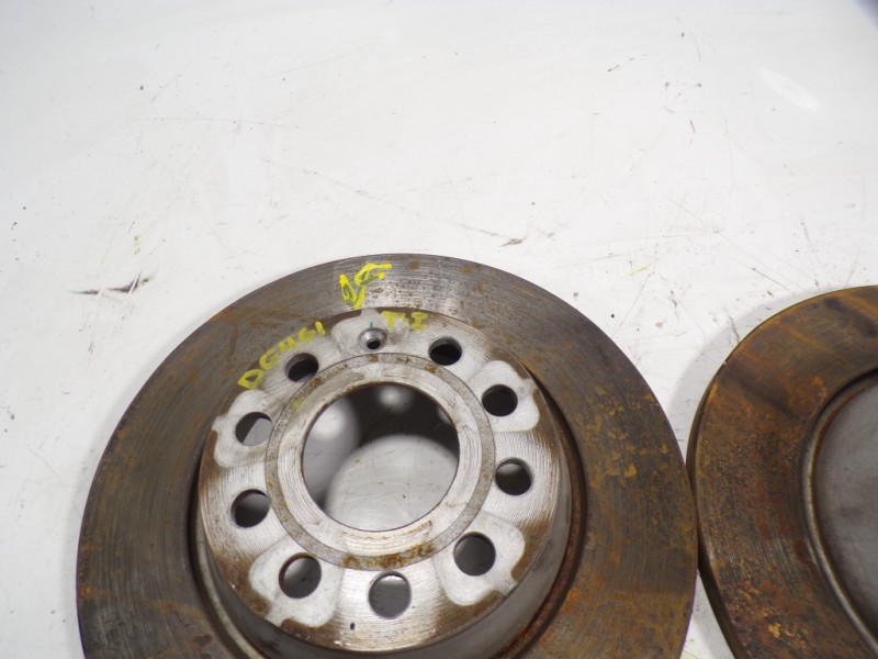 Recambio de disco freno trasero para volkswagen cc (358) 2.0 tdi referencia OEM IAM 5Q0615601G  