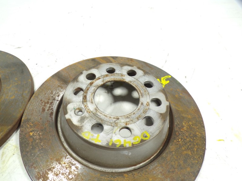 Recambio de disco freno trasero para volkswagen cc (358) 2.0 tdi referencia OEM IAM 5Q0615601G  