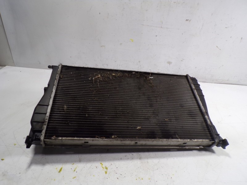 Recambio de radiador agua para bmw serie 1 berlina (e81/e87) 120d referencia OEM IAM 17117788903 17117788903 3094174