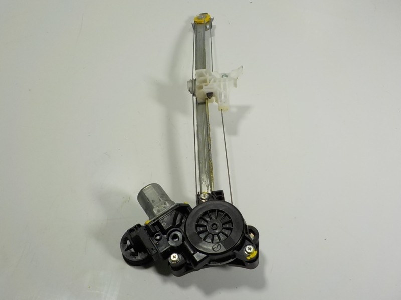 Recambio de elevalunas trasero izquierdo para mazda 3 berlina (bp) evolution referencia OEM IAM  BCJH7358X 