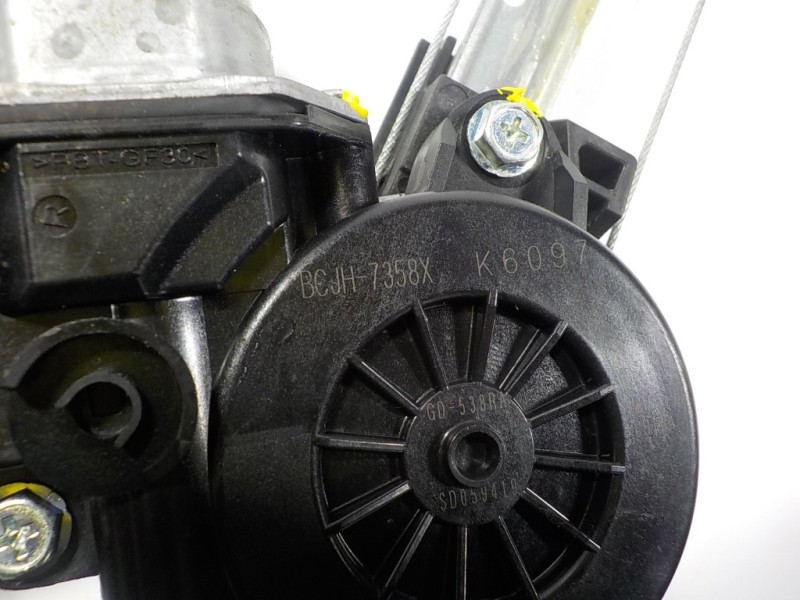 Recambio de elevalunas trasero izquierdo para mazda 3 berlina (bp) evolution referencia OEM IAM  BCJH7358X 