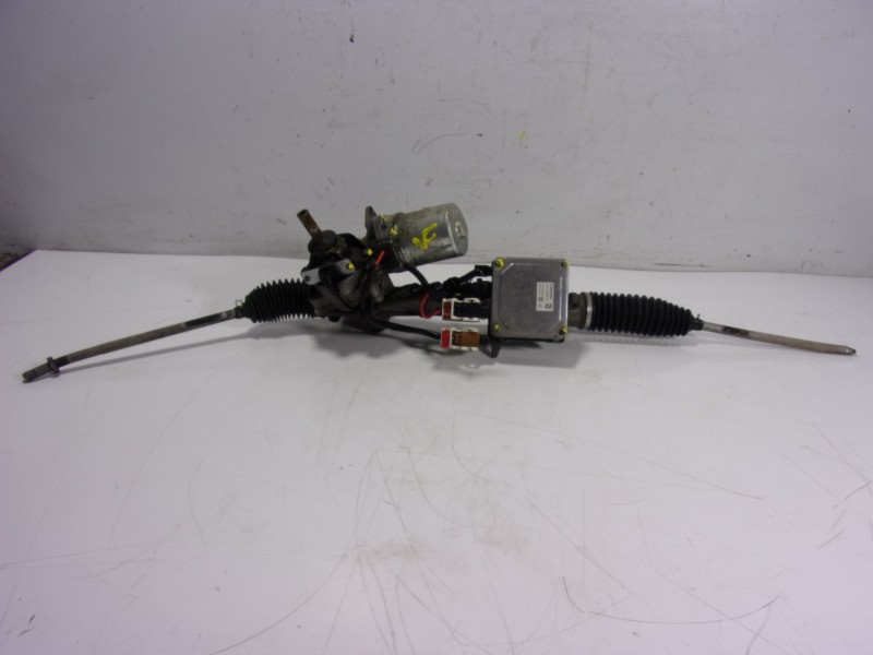 Recambio de cremallera direccion para renault twingo iii 1.0 sce referencia OEM IAM 490014579R 6700003206 