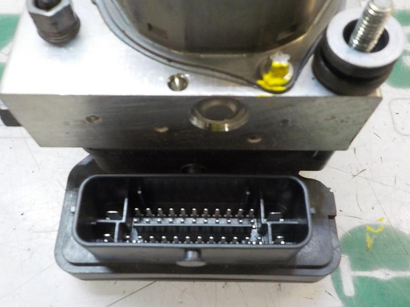 Recambio de abs para renault clio iv 1.5 dci diesel fap referencia OEM IAM 476606853R 476605492R 