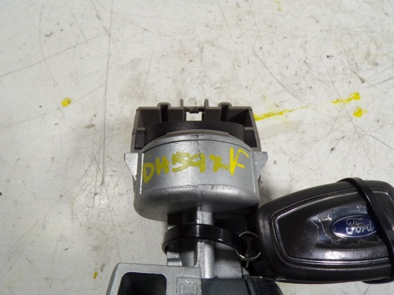 Recambio de antirrobo para ford c-max 1.0 ecoboost cat referencia OEM IAM 1681167 3M513F880AE 