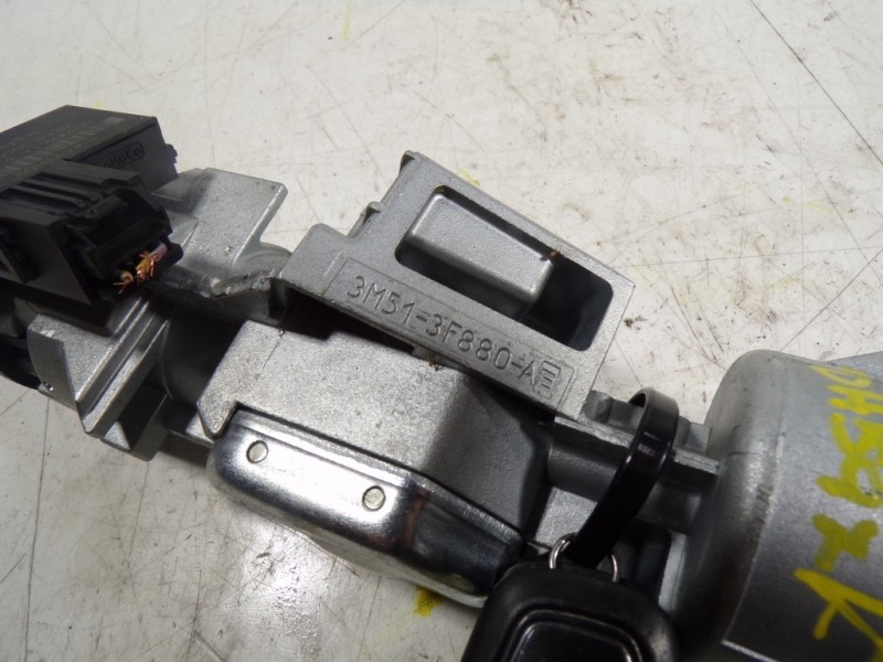 Recambio de antirrobo para ford c-max 1.0 ecoboost cat referencia OEM IAM 1681167 3M513F880AE 