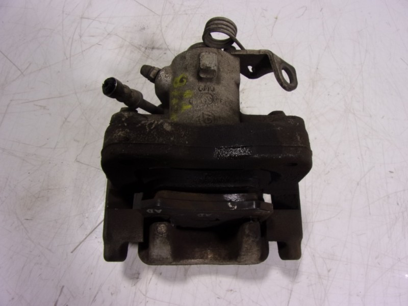Recambio de pinza freno trasera derecha para audi a1 (8xk) 1.0 tfsi referencia OEM IAM 6R0615424  