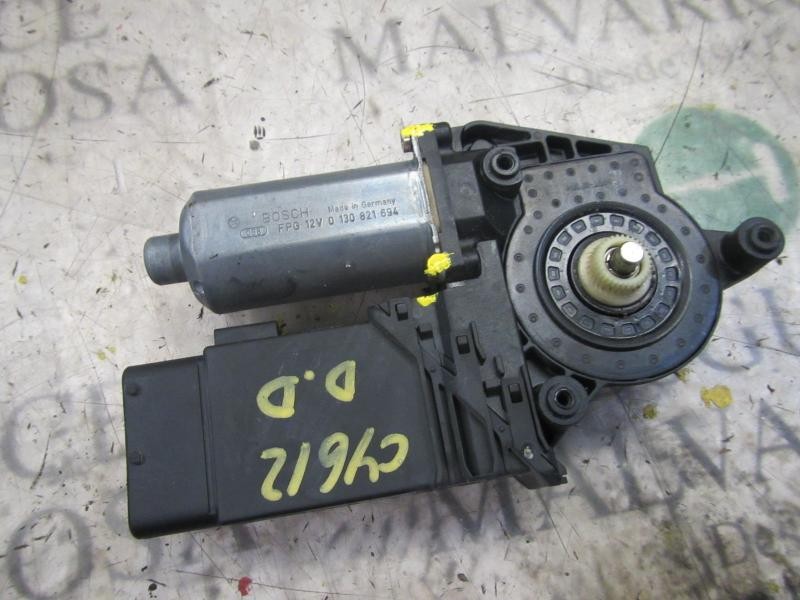 Recambio de motor elevalunas delantero derecho para volkswagen passat berlina (3b2) 1.9 tdi referencia OEM IAM   