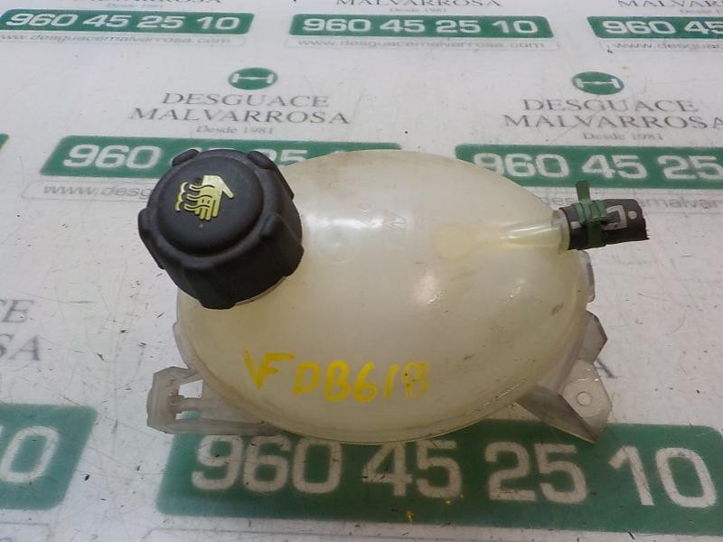 Recambio de deposito expansion para renault clio iv 1.5 dci diesel fap referencia OEM IAM 217104354R  