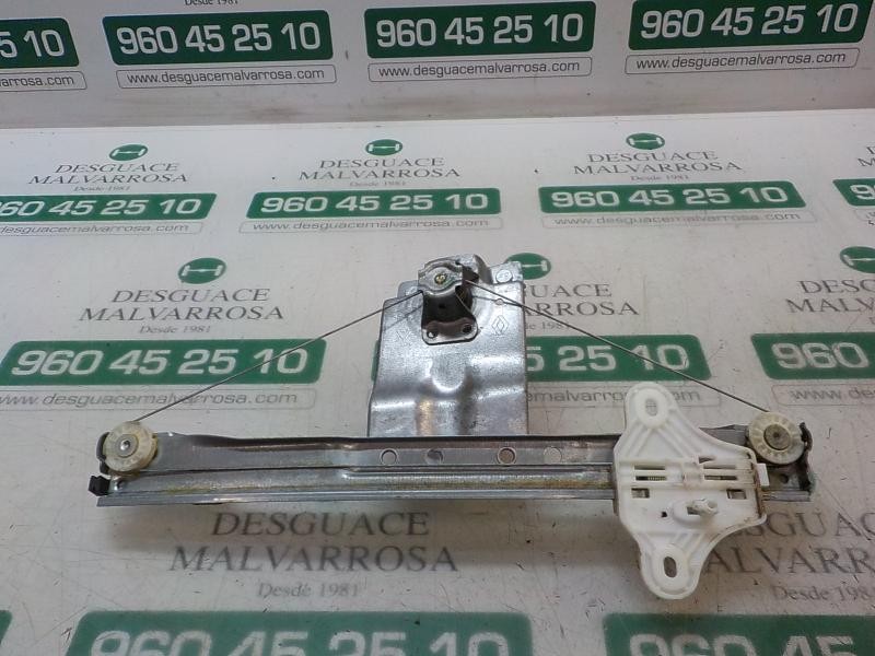 Recambio de elevalunas trasero derecho para renault clio iv 1.5 dci diesel fap referencia OEM IAM 827003722R  