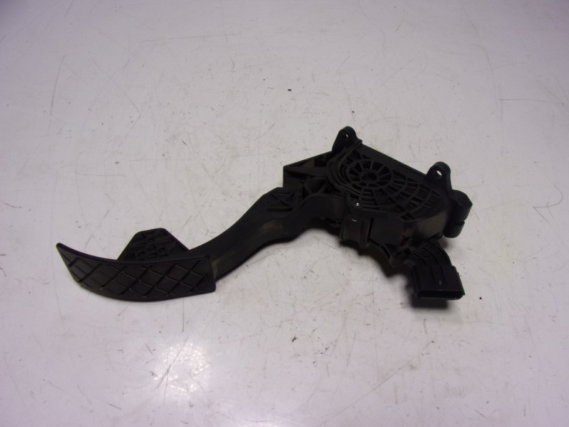 Recambio de potenciometro pedal para audi a1 (8xk) 1.0 tfsi referencia OEM IAM 6C1721503D 6C1721503D 