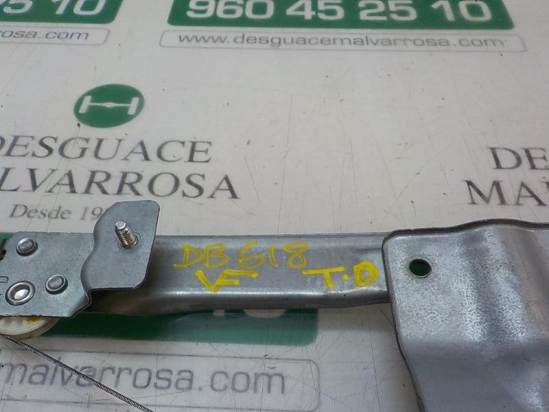 Recambio de elevalunas trasero derecho para renault clio iv 1.5 dci diesel fap referencia OEM IAM 827003722R  