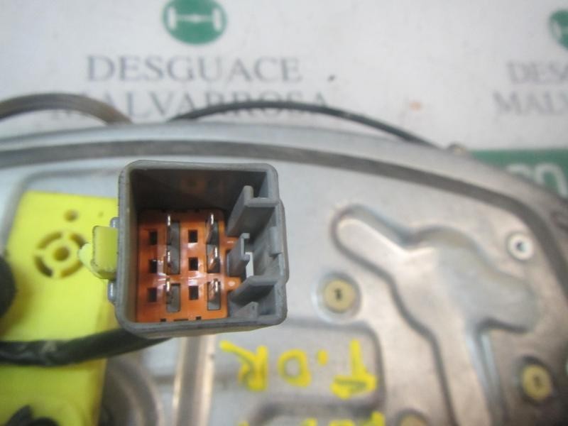 Recambio de elevalunas trasero derecho para land rover freelander (lr2) 2.2 td4 cat referencia OEM IAM LR019660  