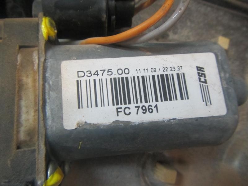 Recambio de elevalunas trasero derecho para land rover freelander (lr2) 2.2 td4 cat referencia OEM IAM LR019660  