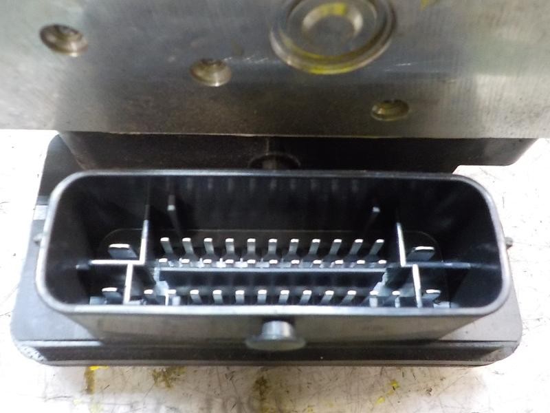 Recambio de abs para kia cee´d 1.4 crdi cat referencia OEM IAM   