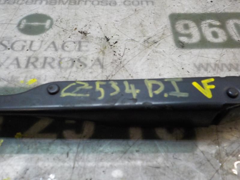 Recambio de brazo limpia delantero izquierdo para kia cee´d 1.4 crdi cat referencia OEM IAM   